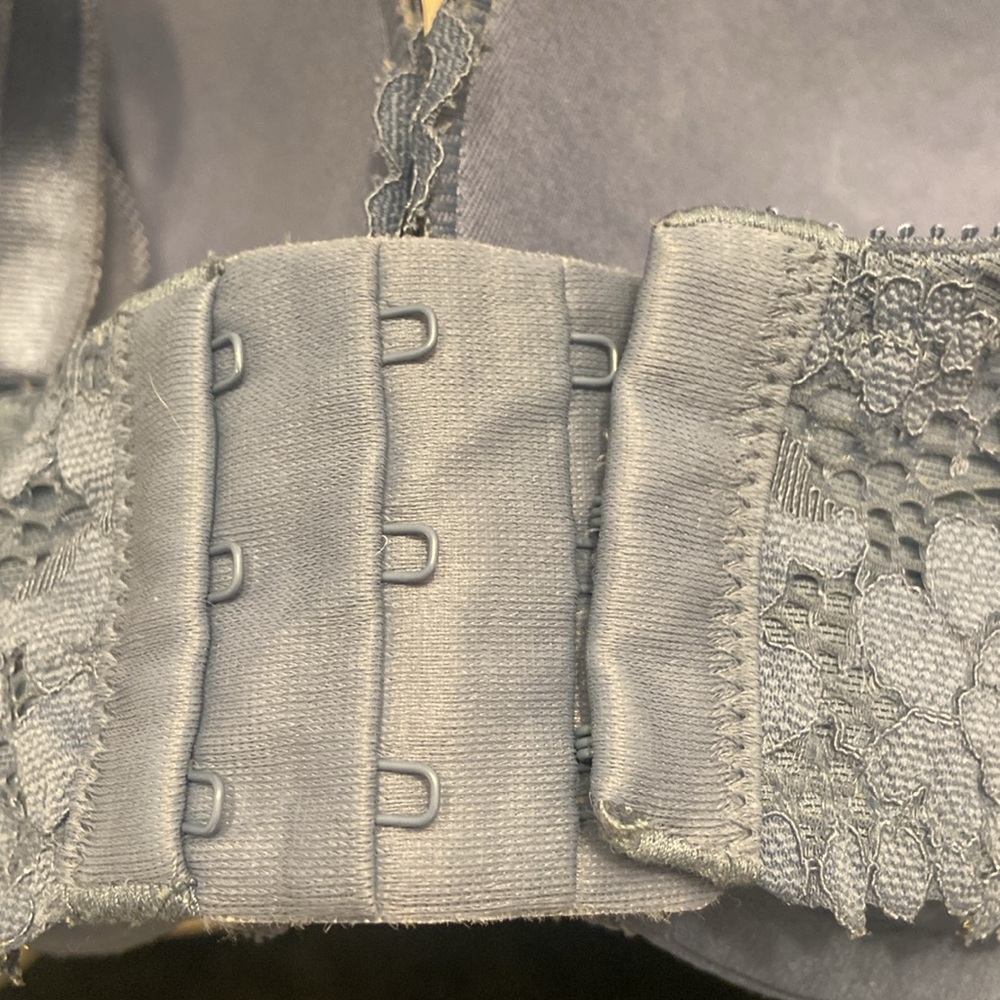 TORRID Lace Underwire Bra - Picture 3 of 4